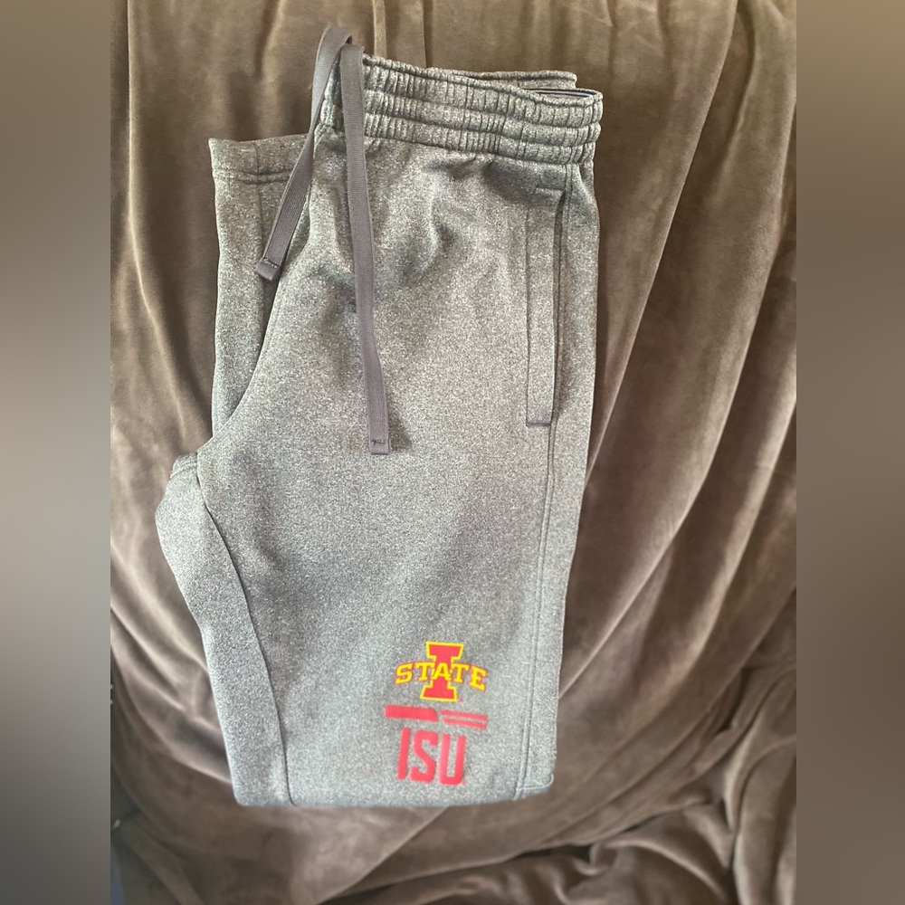 Iowa State University ISU Under Armour joggers fitted legs men sz M Cyclones